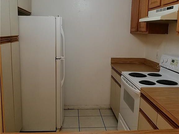 5th image of 2644 Oak Park Way #102
