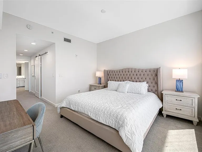 900 N Osceola #603 — Photo 11