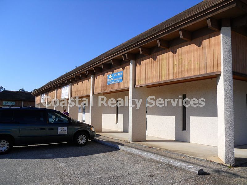 1st image of 1301 Eglin Pkwy #F