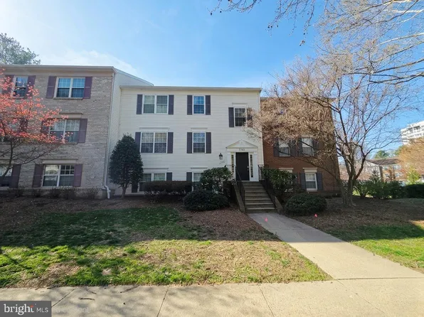 7763 New Providence Dr APT 53, Falls Church, VA 22042
