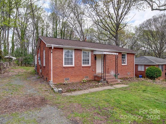 2nd image of 2131 Finchley Dr