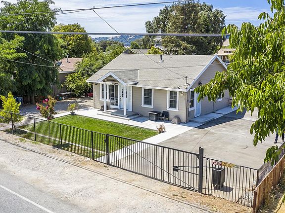 5th image of 13235 Llagas Ave