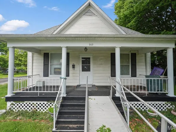 903 N Harrison St, Litchfield, IL 62056