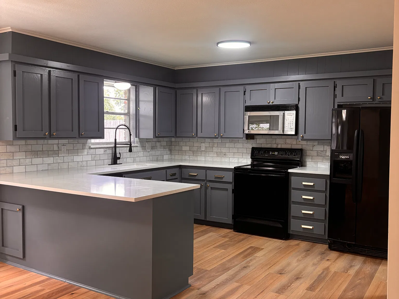 3 bed, 1767 sqft, $2,195 — Photo 2