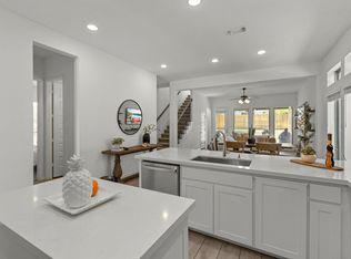 229 Bluff Creek Ln, Georgetown, TX 78628