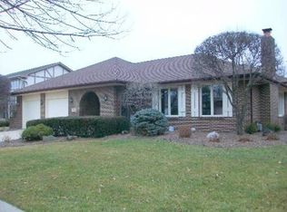 13611 Mohawk Ln, Orland Park, IL 60462