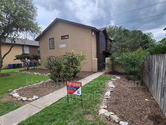 2nd image of 10609 Starcrest Dr