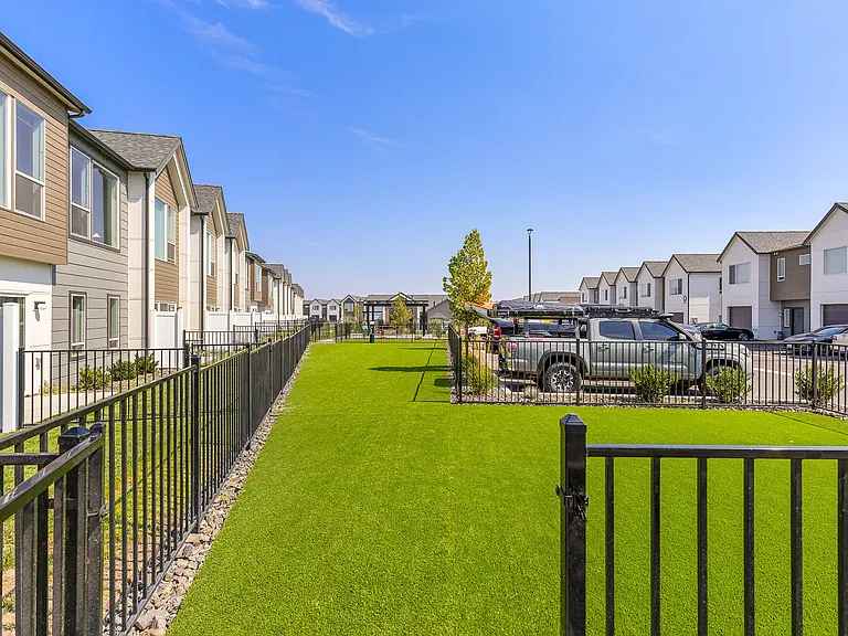 The Flats at West Richland — Photo 22