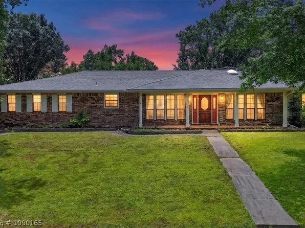 404 Ridge Dr, Sallisaw, OK 74955