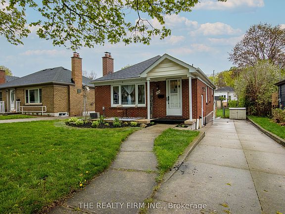 3rd image of 1319 Wilton Ave