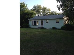 56 Hale Haven Ct, Uncasville, CT 06382