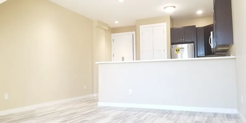 Rented by City Express Realty & Management Corp | media 22