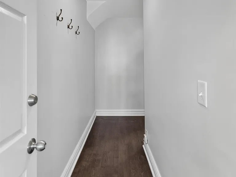 86 W 45th St #1 — Photo 7