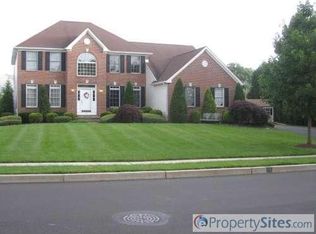 487 Glen Meadow Rd, Richboro, PA 18954