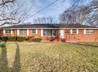 707 Castle Heights Ave, Lebanon, TN 37087