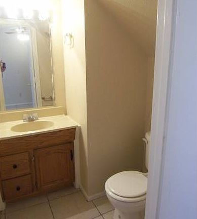 DOWNSTAIRS BATHROOM