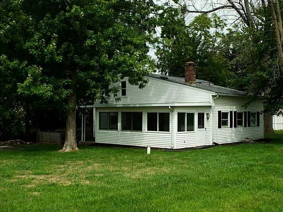 1st image of 9727 Lakeshore Dr W