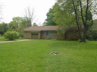 210 E Sherwood Rd, Williamston, MI 48895