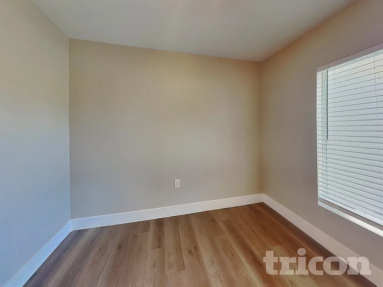 15476 Chamberlain Blvd — Photo 16