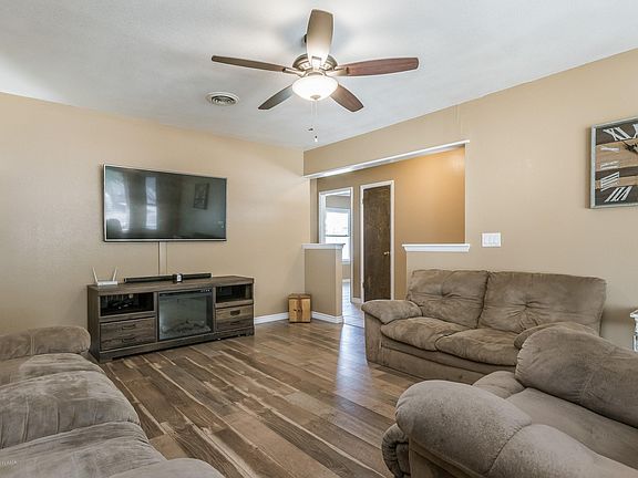 5th image of 1704 Sunset Ave