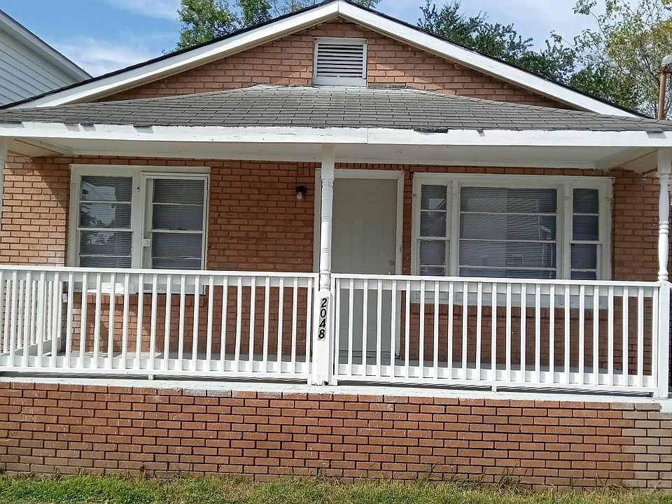 1st image of 2048 Arbutus Ave