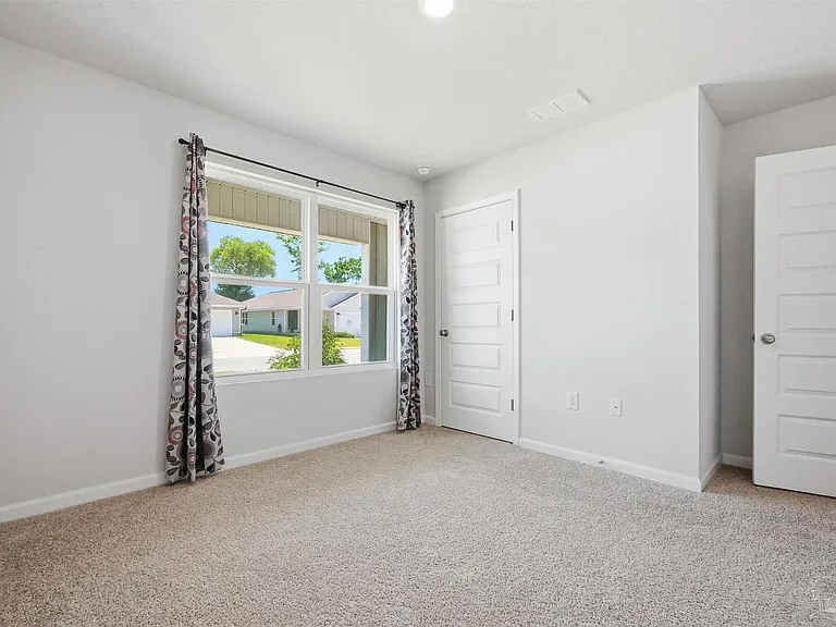 5367 Peach Dr — Photo 9