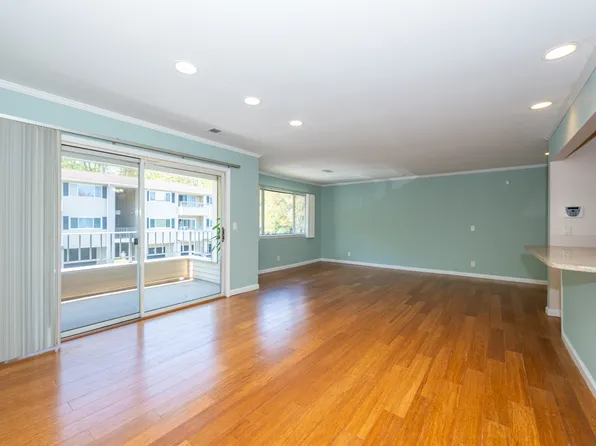 50-29 W Lindsley Rd, Cedar Grove, NJ 07009