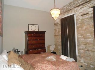 948 W Armitage Ave, Chicago, IL 60614