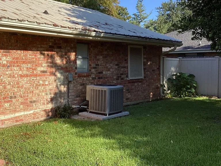2130 Highway 3185 — Photo 3