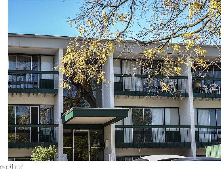 1st image of 509 W Forest Ave APT 102