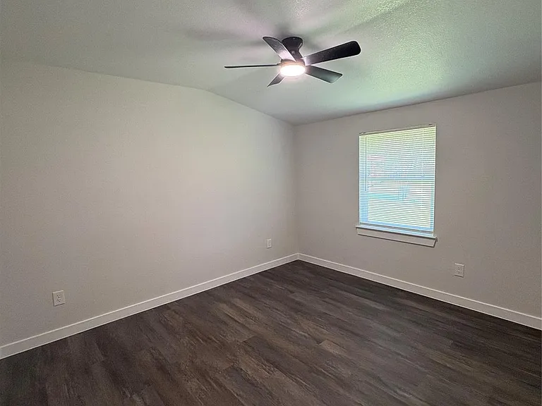 55 Periwinkle Ct — Photo 10