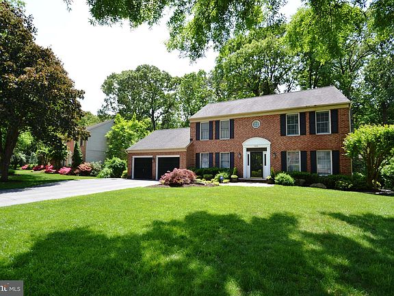 2nd image of 503 Silverbark Ct