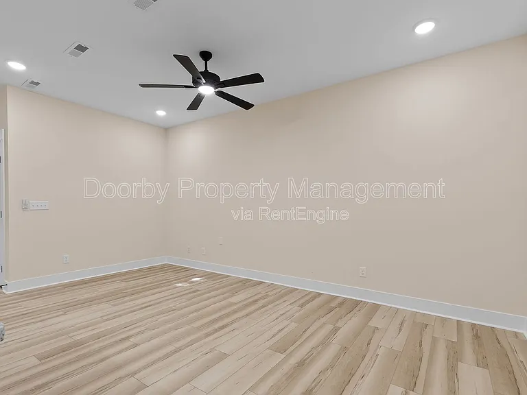 436 Wayne Ave — Photo 10