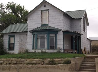 14 School St NW, Harlowton, MT 59036