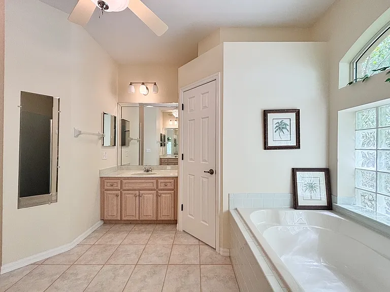 19614 SW 88th Loop — Photo 21