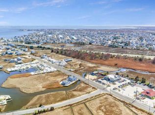 1212 E Bay Ave, Manahawkin, NJ 08050
