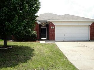3524 Silverado Trl, Roanoke, TX 76262