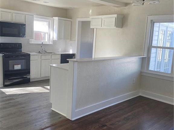 3rd image of 3209 NW 12th St