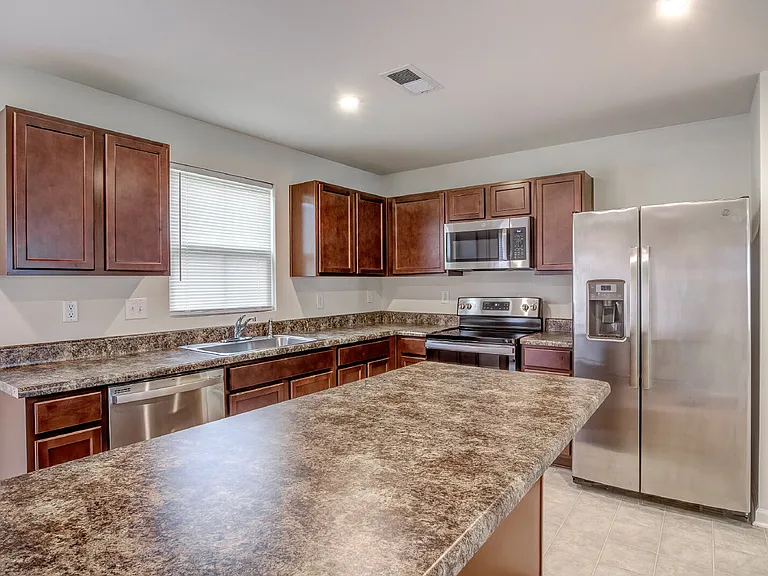 1026 Bent Willow Dr — Photo 17