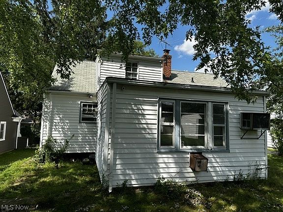 2nd image of 4096 Colony Rd