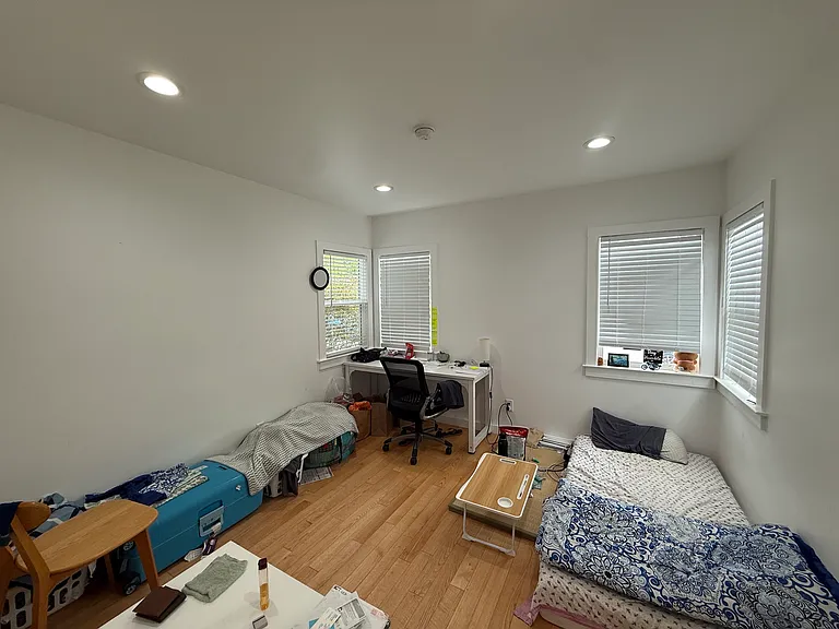 119 Berkshire Ave — Photo 4