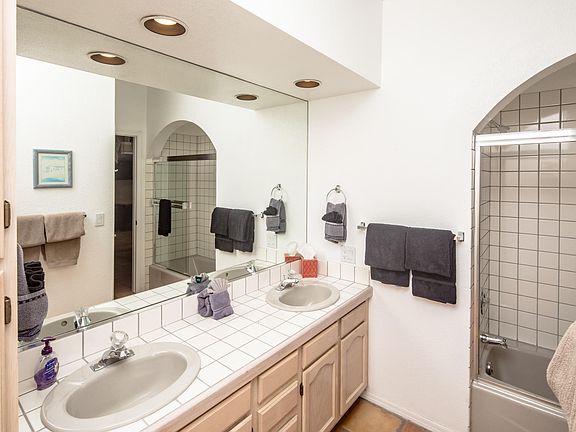 3rd image of 1439 Tanqueray Dr