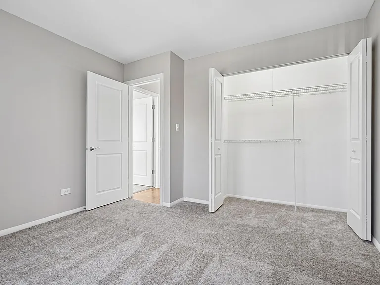 Hoffman Hills Apartments — Photo 50