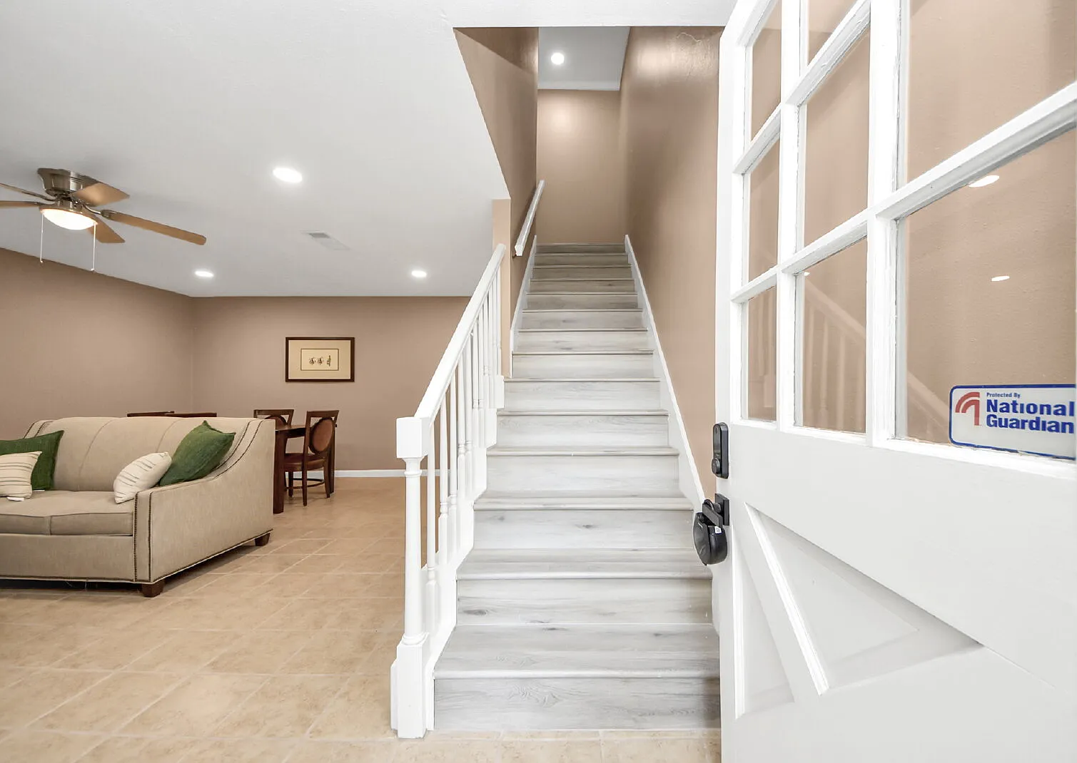 2 bed, 2.5 bath, 1600 sqft, $1,800 — Photo 4