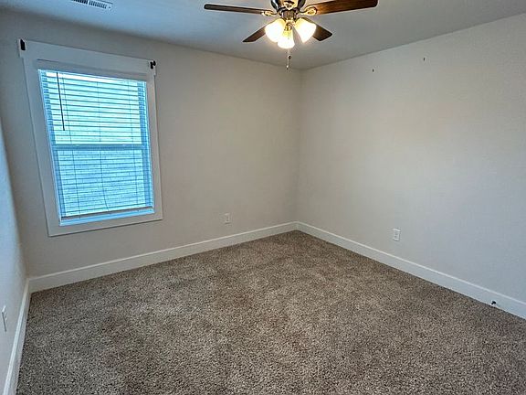 4th image of 114 Pewter Cir