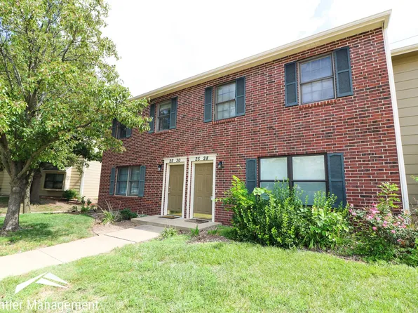 2528 Candle Crest Cir, Manhattan, KS 66503