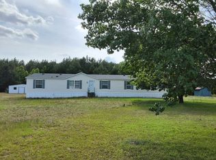 230 Fox Run Dr, Pikeville, NC 27863
