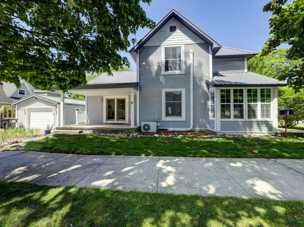 546 Webster St, Traverse City, MI 49686