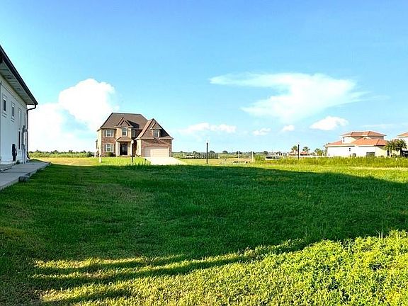 4th image of 4065 Marina Villa E