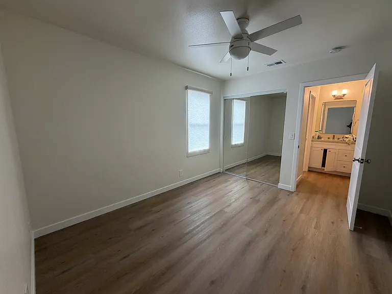 Guest bedroom